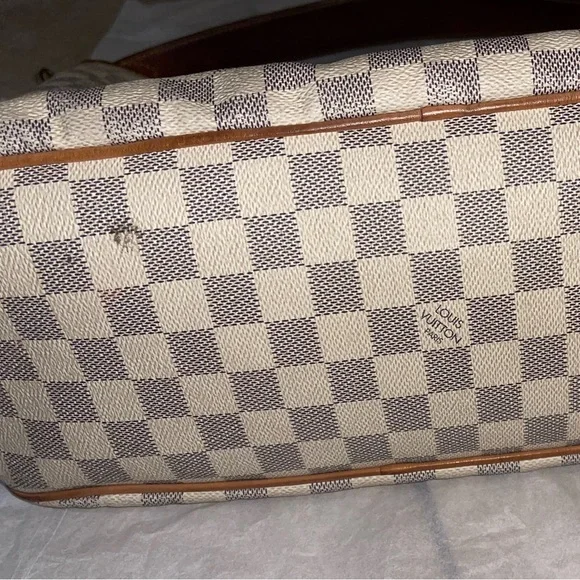 Louis Vuitton Delightful - Picture 7 of 17